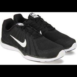 NIKE Training In Season TR 6 Size 8